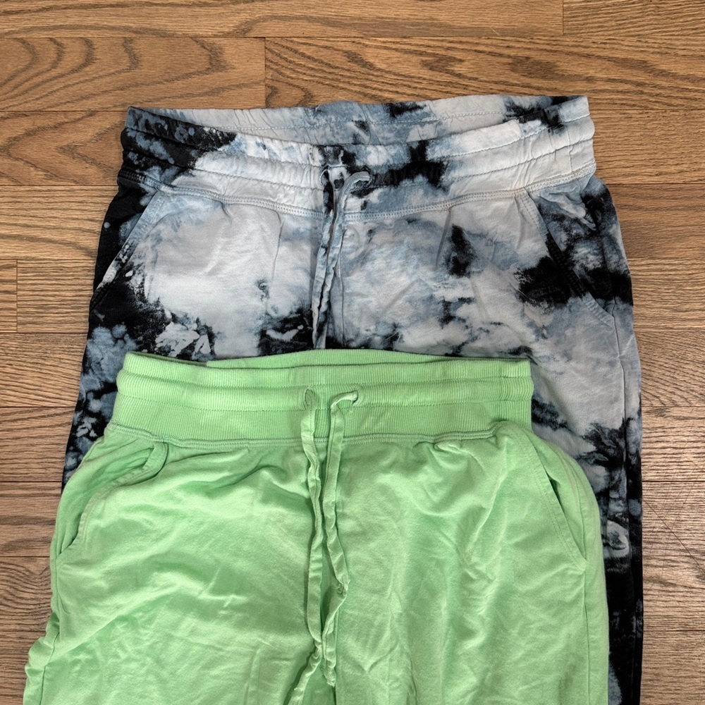 Beyond Yoga Jogger Bundle View 3